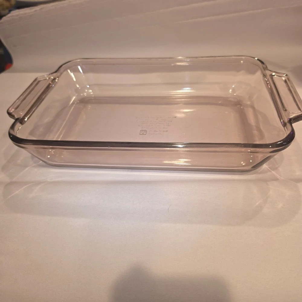 Anchor Hocking Mauve Pink Glass Baking Dish 2 Quart Rectangular Casserole